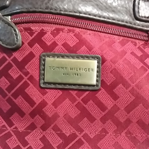 Tommy Hilfiger Crossbody bag - Picture 2 of 4